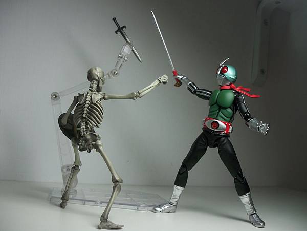 SHF 仮面ライダー1号＆2号 (10).JPG