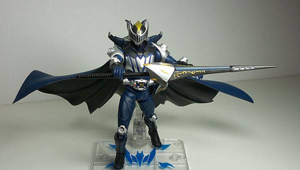 SHF 仮面ライダーナイト (31)