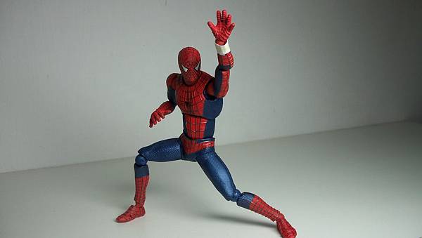 REVOLTECH SPIDER-MAN (41)