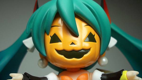 ねんどろいど Halloween Miku (31).JPG