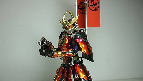 SHF 仮面ライダー鎧武 カチドキアームズ (24).JPG