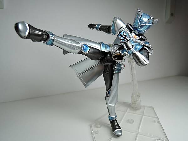 SHF 仮面ライダーウィザード インフィニティスタイル (13).JPG