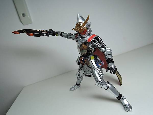 SHF 仮面ライダー鎧武 極アームズ (17).JPG