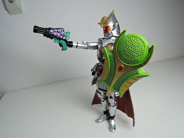 SHF 仮面ライダー鎧武 極アームズ (29).JPG