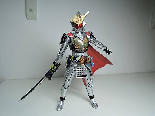 SHF 仮面ライダー鎧武 極アームズ (46).JPG