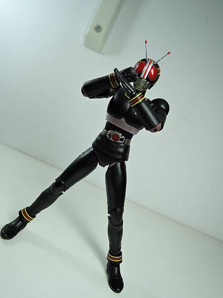 SHF 仮面ライダーブラック 2 (21).JPG