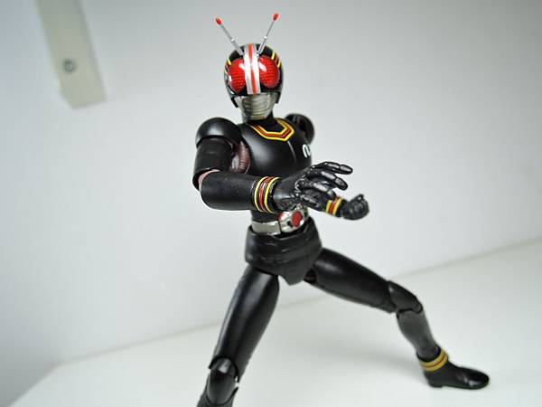 SHF 仮面ライダーブラック 2 (30).JPG