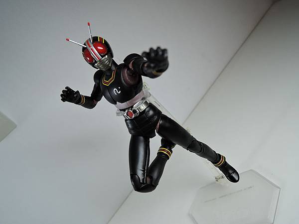 SHF 仮面ライダーブラック 2 (33).JPG