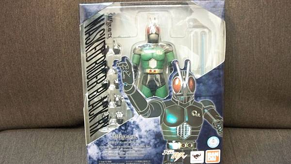 SHF 仮面ライダーBLACK RX (1).JPG