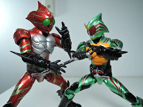 SHF 仮面ライダーアマゾンオメガ (44).JPG