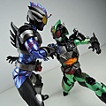 SHF 仮面ライダーアマゾンネオ&ニューオメガ (62).JPG