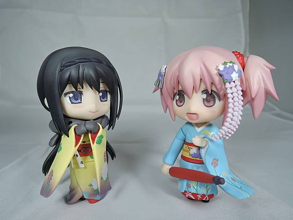 ねんどろいど Puella Magi Holy Quintet (14).JPG