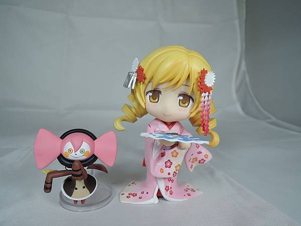 ねんどろいど Puella Magi Holy Quintet (20).JPG