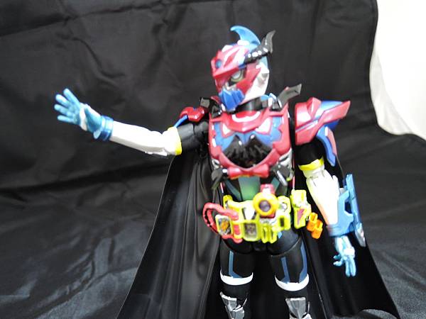 SHF 仮面ライダーブレイブ (64).JPG