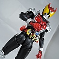 SHF 仮面ライダーキバ (27).JPG