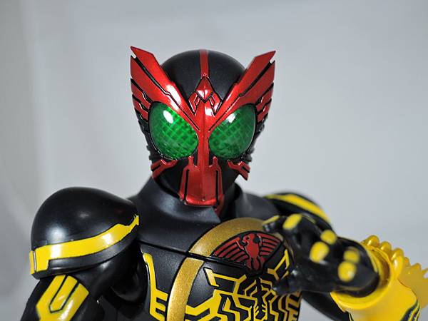 SHF 仮面ライダーオーズ タトバコンボ (10).JPG