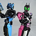 SHF 仮面ライダーディケイド&ディエンド (10).JPG