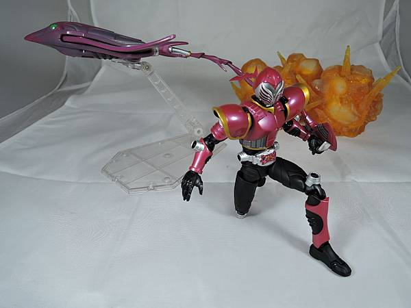 SHF 仮面ライダーライア (37).JPG