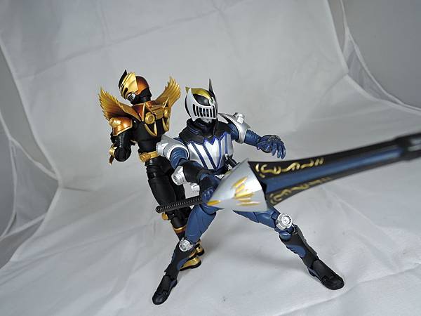 SHF 仮面ライダーオーディン (15).JPG