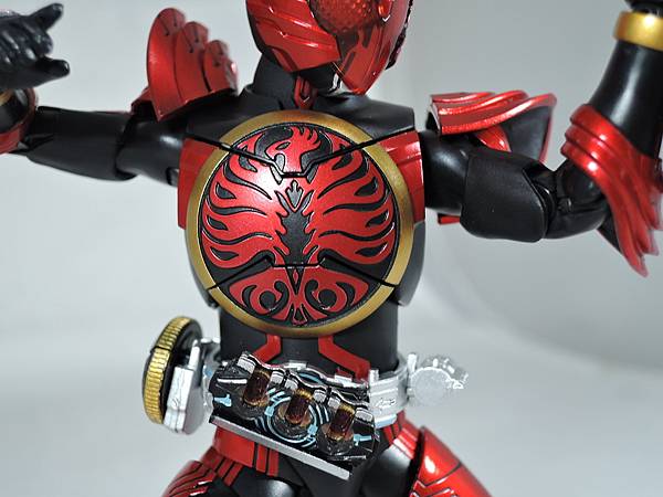 SHF 仮面ライダーオーズ タジャドルコンボ (17).JPG