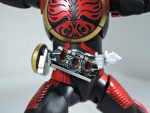 SHF 仮面ライダーオーズ タジャドルコンボ (18).JPG