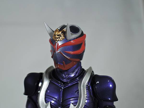 SHF 仮面ライダー響鬼 (7).JPG