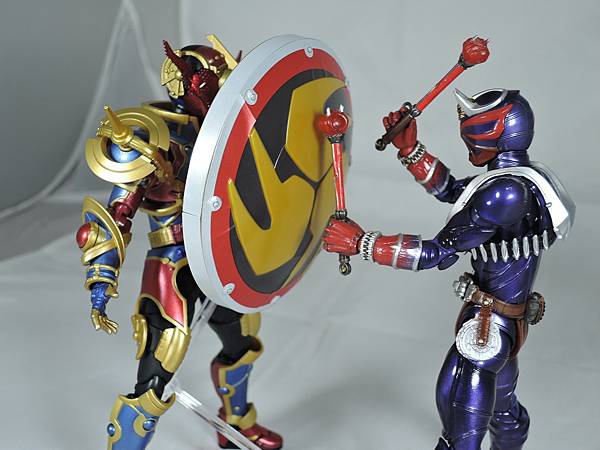 SHF 仮面ライダー響鬼 (69).JPG