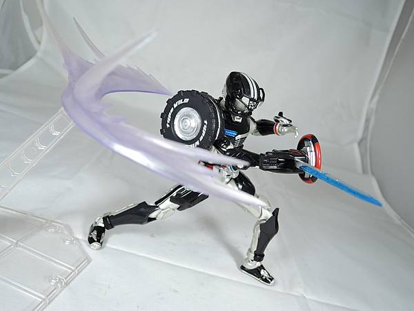 SHF 仮面ライダードライブ タイプワイルド (43).JPG