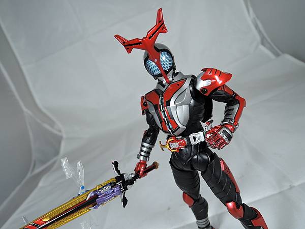 SHF 仮面ライダーハイパーカブト (44).JPG