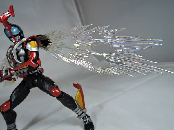 SHF 仮面ライダーハイパーカブト (56).JPG