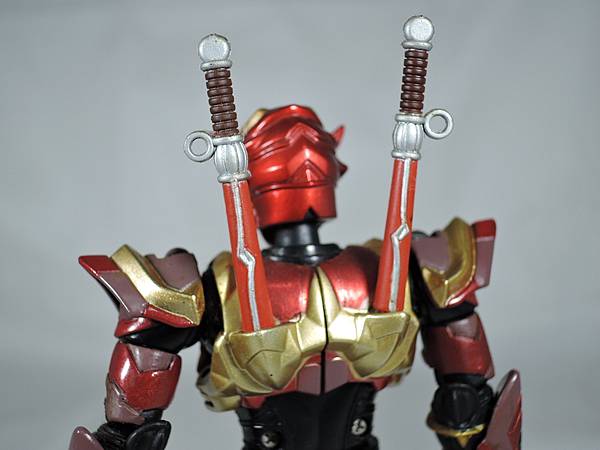 SHF 仮面ライダー響鬼紅＆装甲響鬼 (75).JPG