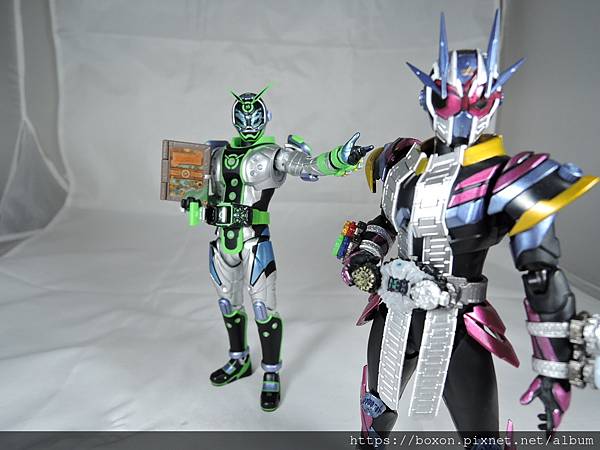 ガシャポン 仮面ライダーコレクション (21).JPG