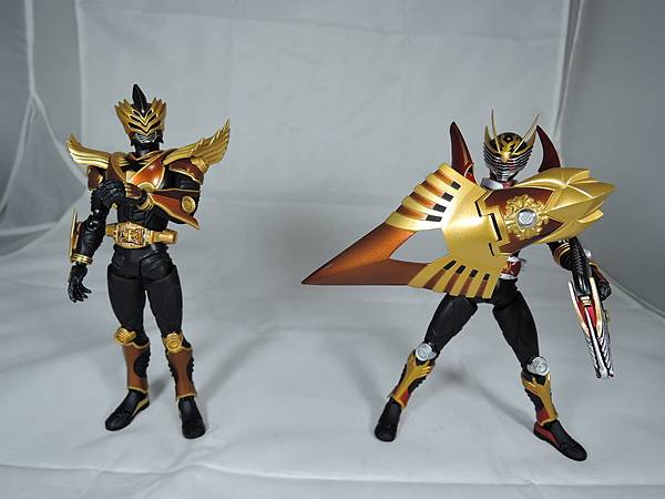 SHF 仮面ライダー龍騎サバイブ (36).JPG