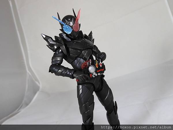 SHF 仮面ライダービルド ラビットラビット＆タンクタンク (10).JPG