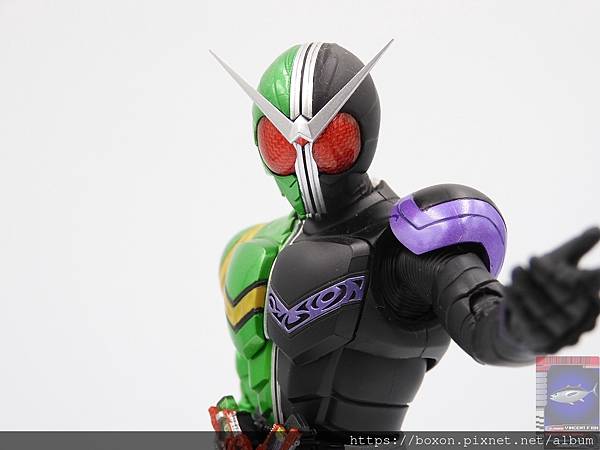 PhotoCap_SHF 仮面ライダーW サイクロンジョーカー (8).jpg