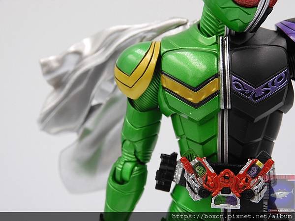 PhotoCap_SHF 仮面ライダーW サイクロンジョーカー (10).jpg