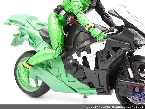 PhotoCap_SHF 仮面ライダーW サイクロンジョーカー (53).jpg