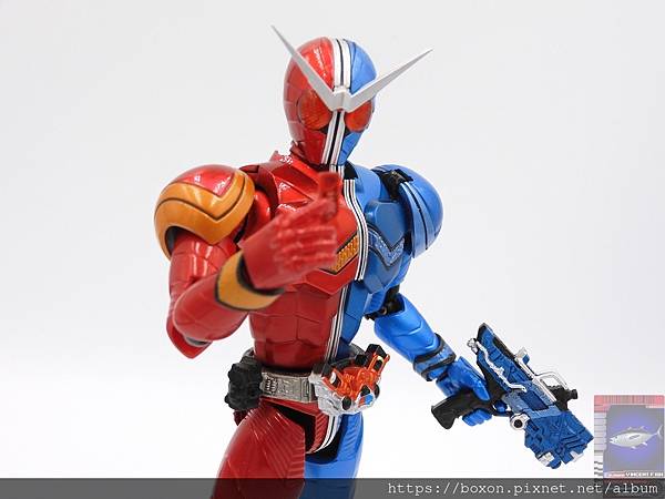 PhotoCap_SHF 仮面ライダーダブル ヒートメタル (68).jpg