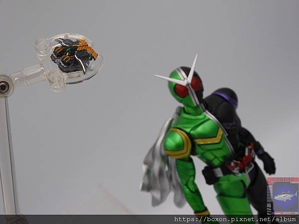 PhotoCap_SHF 仮面ライダーダブル サイクロンジョーカーエクストリーム (8).jpg