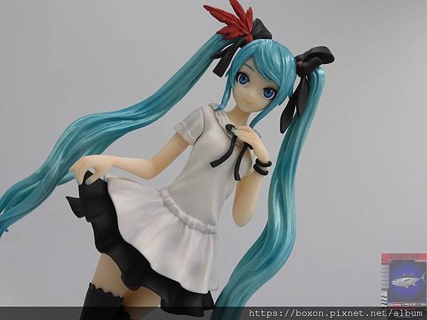 PhotoCap_SEGA Luminasta 初音ミク シュープリーム (22).jpg