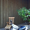 店外觀，lounge chair