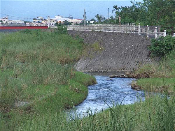 花蓮糖廠 拍光復橋1