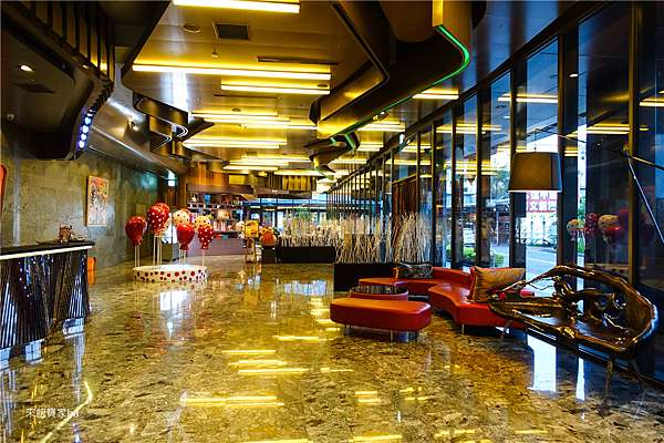 台中逢甲住宿 In Sky Hotel 星享道酒店 星空游泳池 健身房 附免費停車場 地理位置佳距離逢甲夜市僅5分鐘 來飽寶家ba 痞客邦 台中逢甲住宿 In Sky Hotel 星享道酒店 星空游泳池 健身房 附免費停車場 地理位置佳距離逢甲夜市僅5分鐘 來飽寶家ba 痞客邦