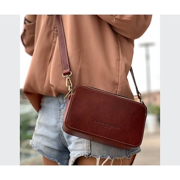 父親節送禮推薦!義大利製真皮皮夾怎麼可以這麼美啊,節日送禮或 父親節送禮推薦!義大利製真皮皮夾怎麼可以這麼美啊,節日送禮或