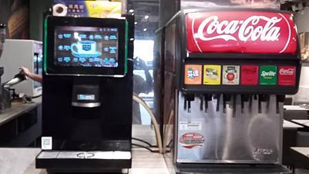 364757415_6851402581550669_8411709712361551943_n.jpg 364757415_6851402581550669_8411709712361551943_n.jpg