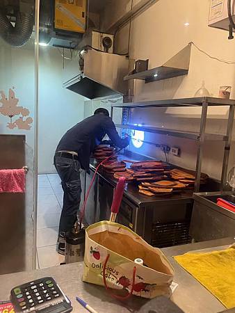 [基隆美食]七堵區小廚屋牛排,四點七顆星GOOGLE評論、百