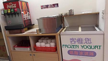 [基隆美食]七堵區小廚屋牛排,四點七顆星GOOGLE評論、百