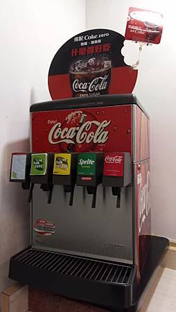 [基隆美食]七堵區小廚屋牛排,四點七顆星GOOGLE評論、百