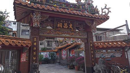 [台北旅遊]台北市定古蹟樹人書院文昌祠，有拜有靈驗、近百年以