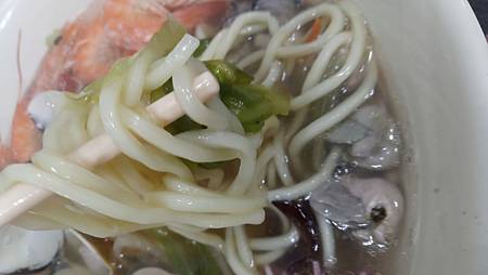 [新北美食]金山區鼎鮮美食館，金山區老街最讓人光顧的海鮮小館